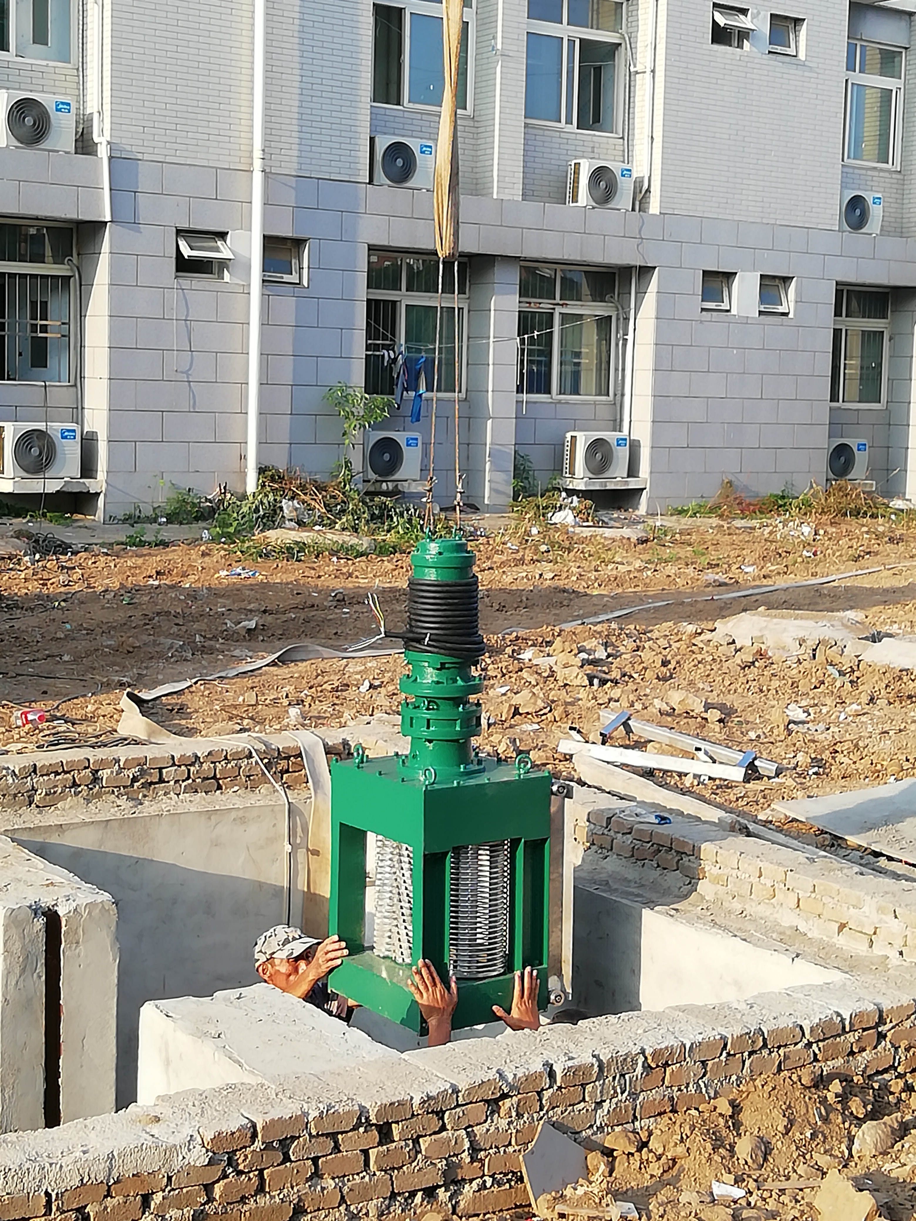 一体化预制泵站专用粉碎型格栅选型方法