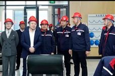 永清集團(tuán)董事長(zhǎng)到德龍鋼鐵集團(tuán)天鐵公司考察交流