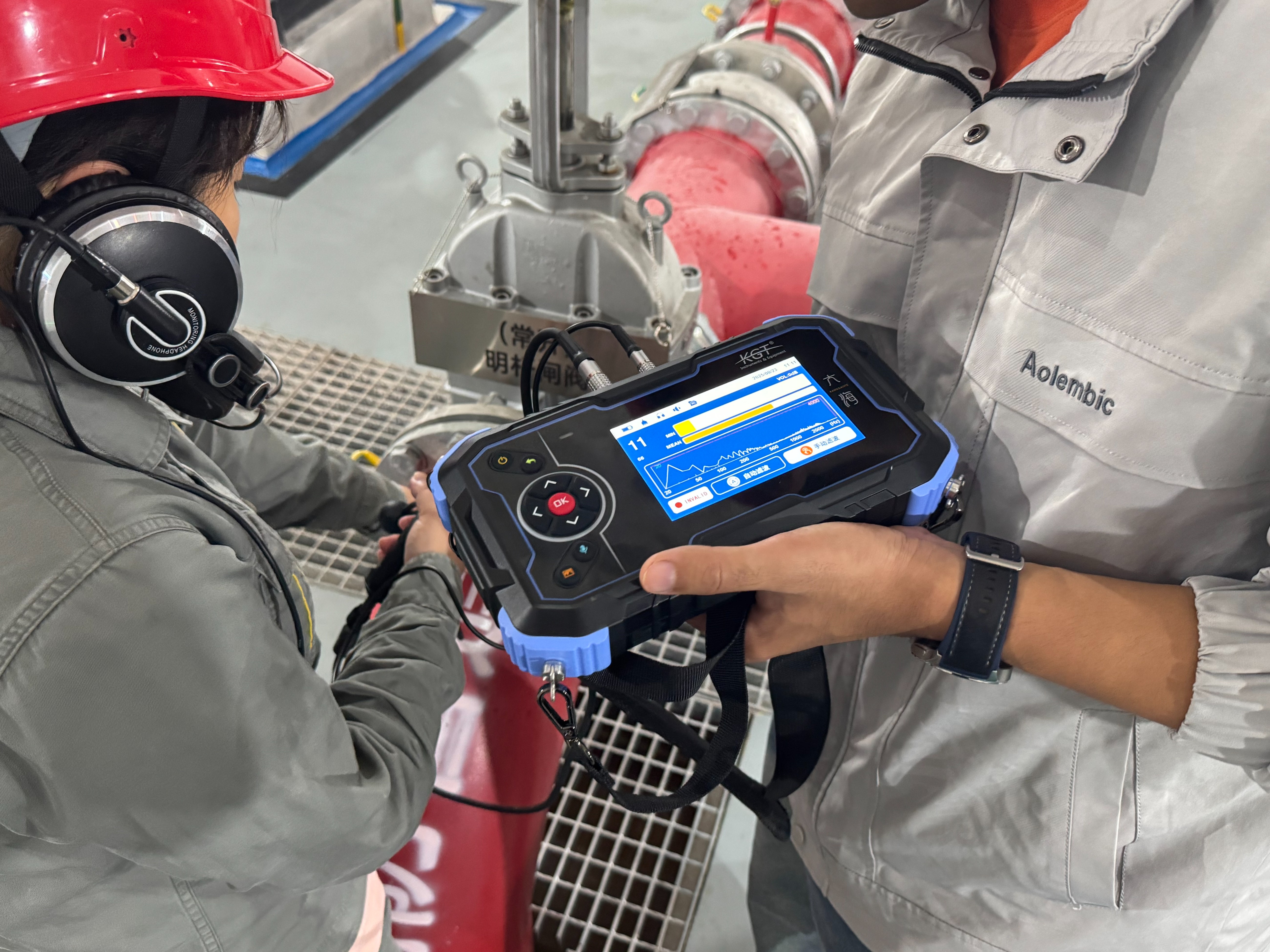 市政管网巡检，听漏仪如何捕捉地下管道微漏信号？