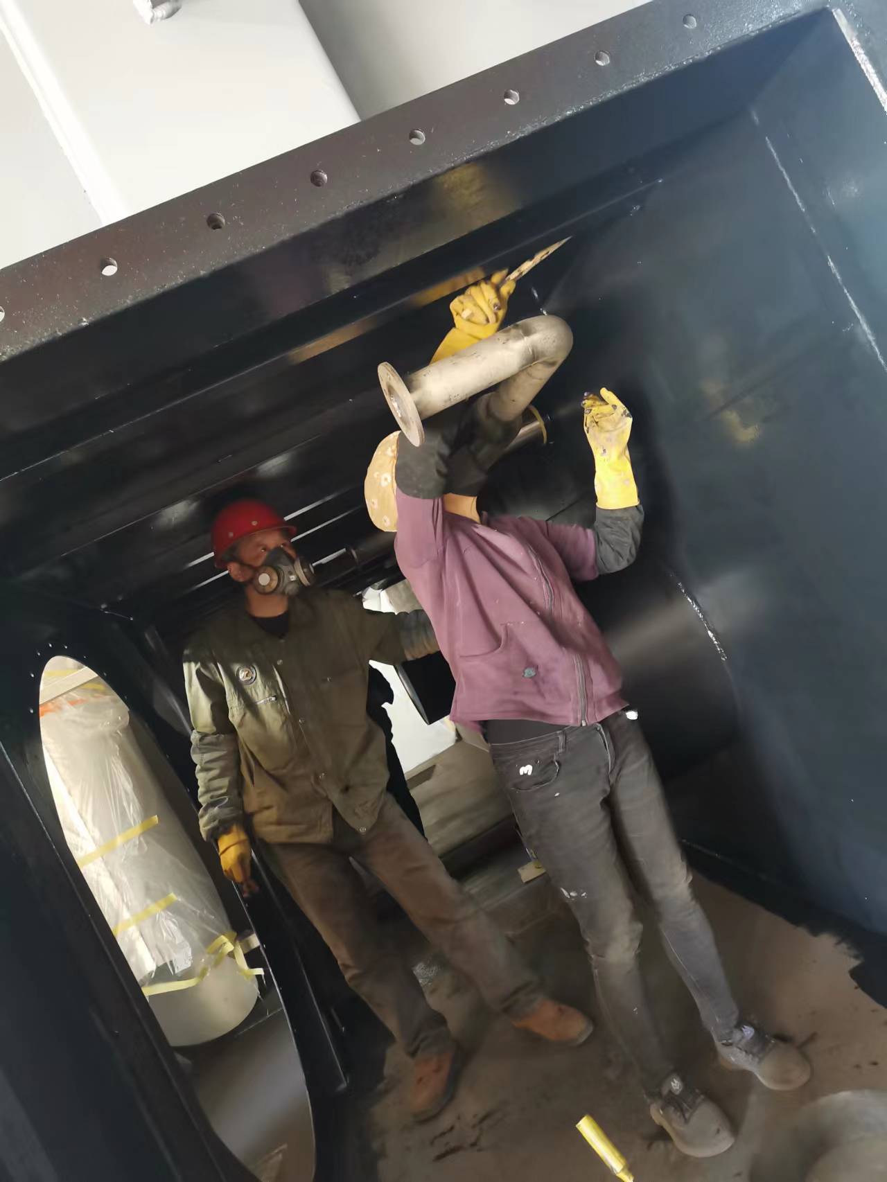 适配 RTO 炉腐蚀工况,ZS-1041 涂料助力医疗废气处理高效运维