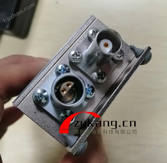 FEMTO HVA系列寬帶電壓放大器